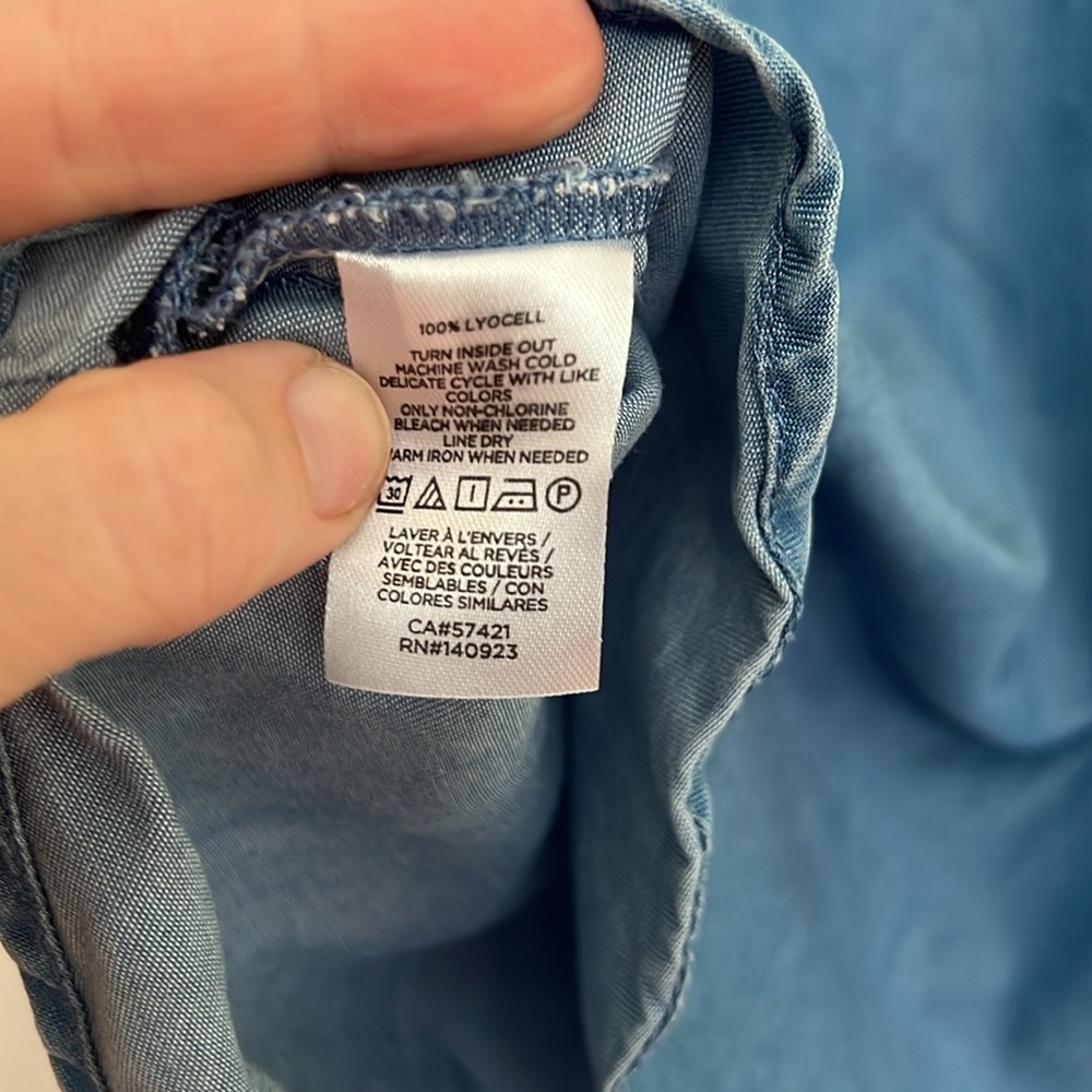 Loft Chambray Ruffle Sleeve half button down SP - Picture 3 of 4